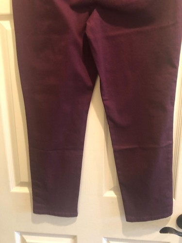 NWT CHICO'S ROYAL BORDEAUX GIRLFRIEND SLIM LEG ANKLE STRETCH JEANS ~ 1.5 (10) - Picture 6 of 11