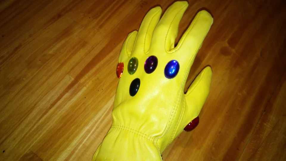 Caja de sombras de utilería de cosplay Infinity Stones 25x18 mm pantalla Marvel Foto 4 de 4