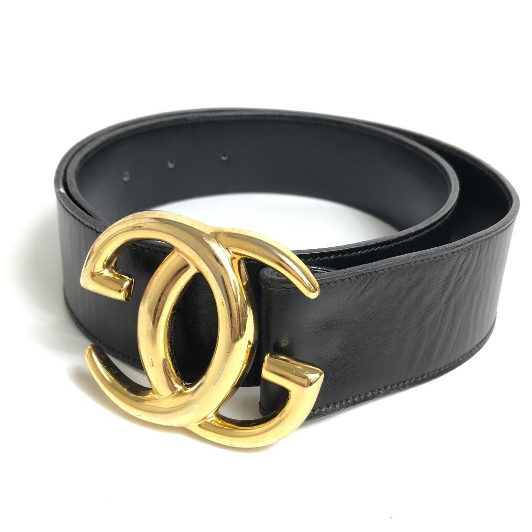 Gucci GG Logo Belt in Black Leather with Gold Hardware Pre-Owned