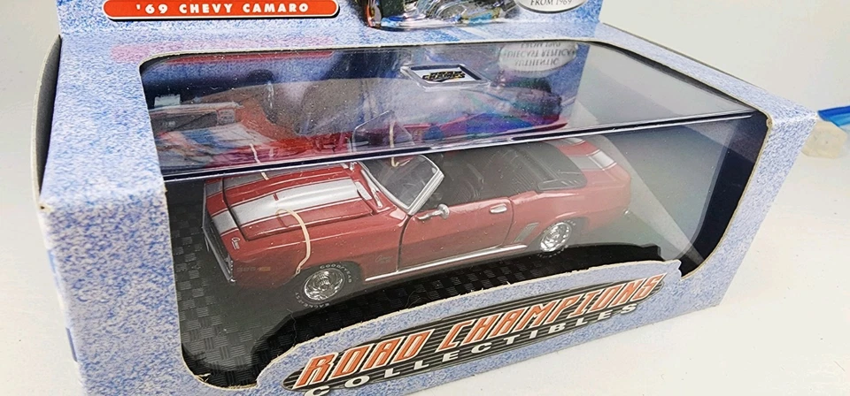 1999 Road Champions 1: 43 比例压铸 * '69 雪佛兰科迈罗 * 带盒架带盒 — 第 2/4 张图片