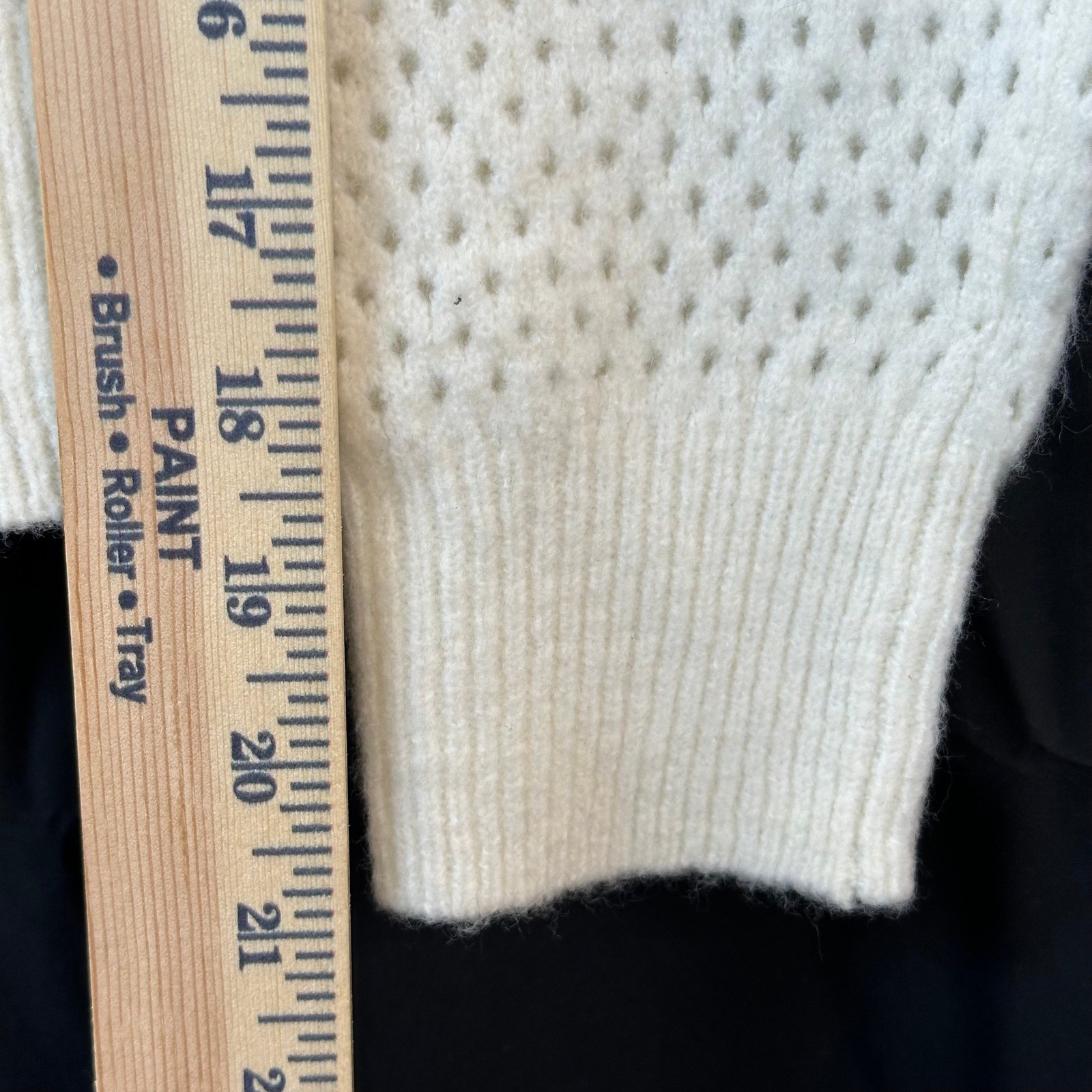 Universal Thread Cream White Pointelle Quarter Zi… - image 6