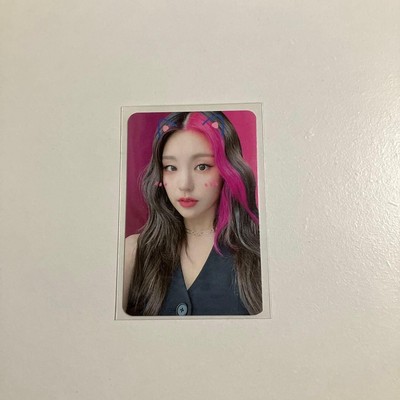 Itzy Crazy In Love K-pop Album CD