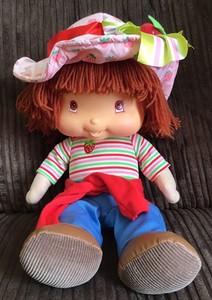 strawberry shortcake talking doll