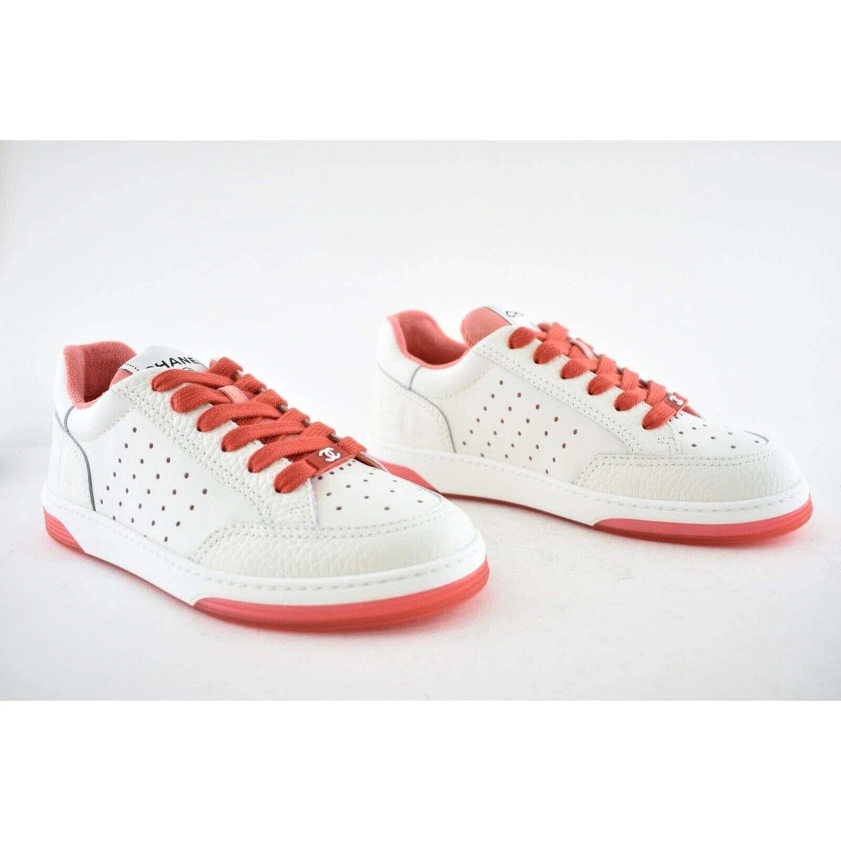Chanel 22P White Leather Red CC Logo Flat Lace Up Tie Runner