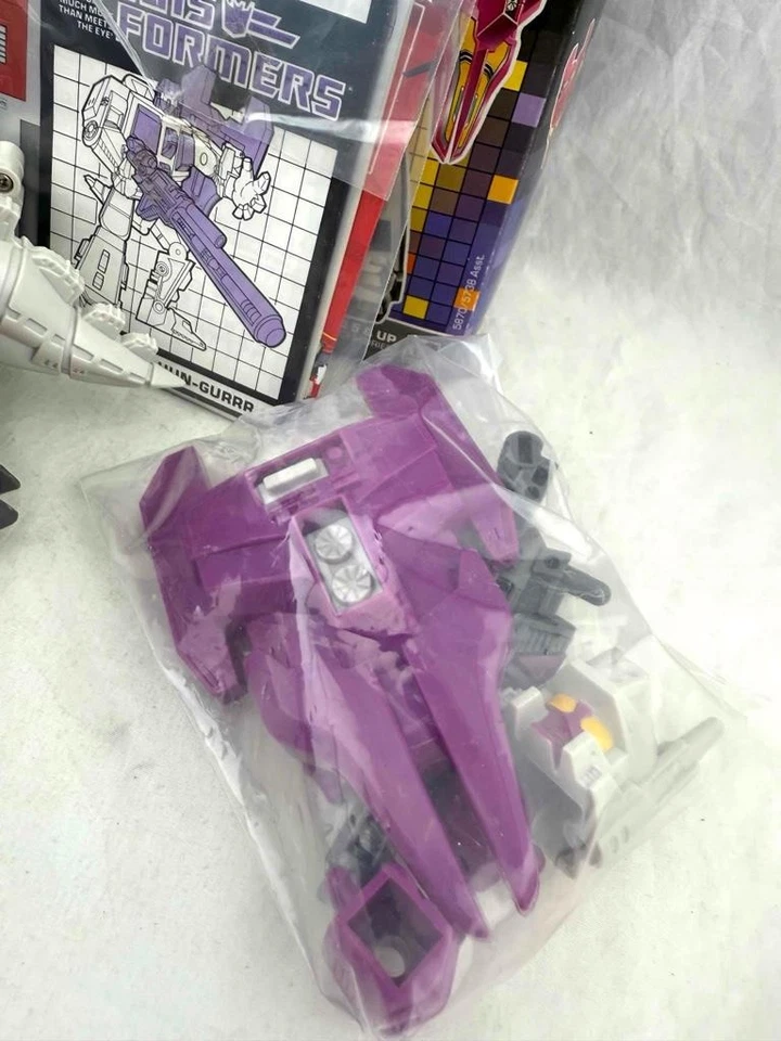 Transformers Original G1 1987 Terrorcon Hun-Gurrr for Abominus Complete w/ Box - Image 4 of 4