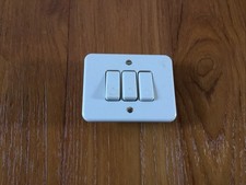 Interruttore vintage placca pulsante BTicino serie Domino triplo NUOVO