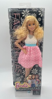 Barbie FASHIONISTAS #14 Powder Pink #DPG85 2015 NRFB