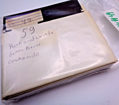 COMMODORE 64/128 -- 12 DISKETTEN - WYSIWYG - LOT: 64#101