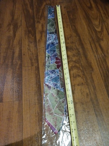 Vintage new old stock Men's Tie green, teal, mauve - Picture 2 of 5