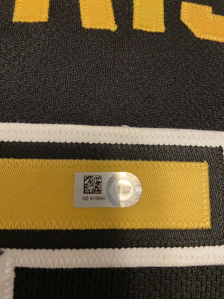 Josh harrison jersey pittsburgh pirates autographed! size 48 - Image 4 of 4