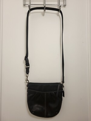 COACH Soho Black Leather Pleated Shoulder Bag Crossbody Swingpack