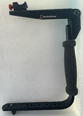Stroboframe Quick Flip Bracket