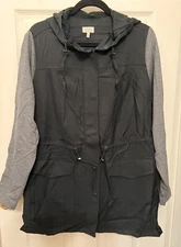 LOGO by Lori Goldstein Twill Anorak Jacket French Terry Sleeves BLACK/GRAY Sz 1X