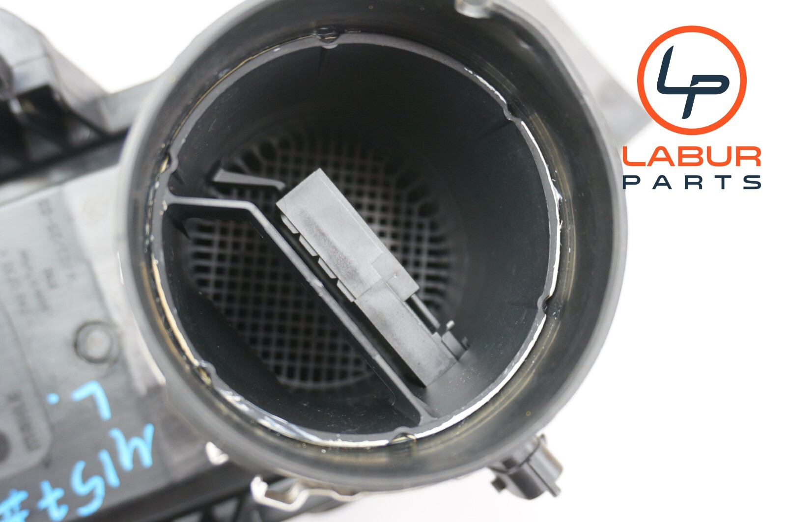 M157 Maserati Ghibli Quattroporte 14-17 Left Side Engine Air Intake Filter Z5680