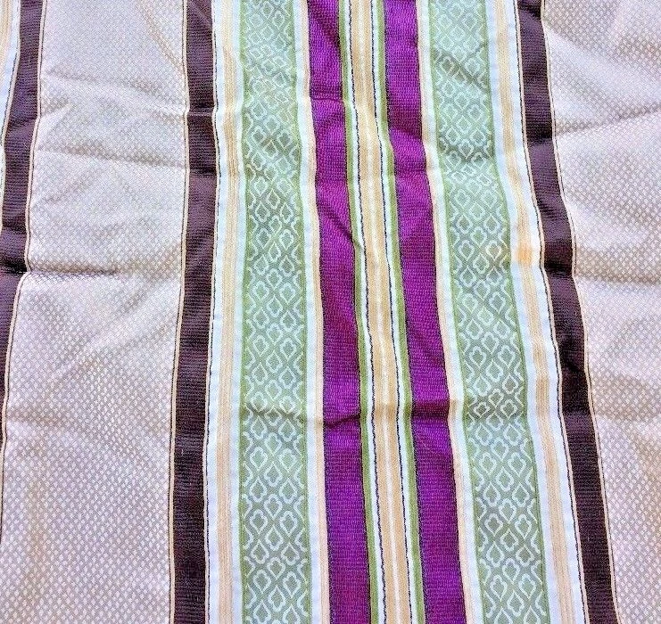 BETTER HOMES & GARDENS Quilt Bedspread Queen & Shams +++ 3 BESS Pineapple Pillow - Image 2 of 4