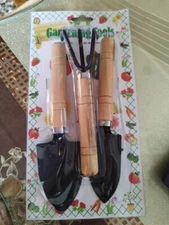 Kids Gardening Tools Set, 3PCS Gardening Tools for Kids Metal with Sturdy Wooden