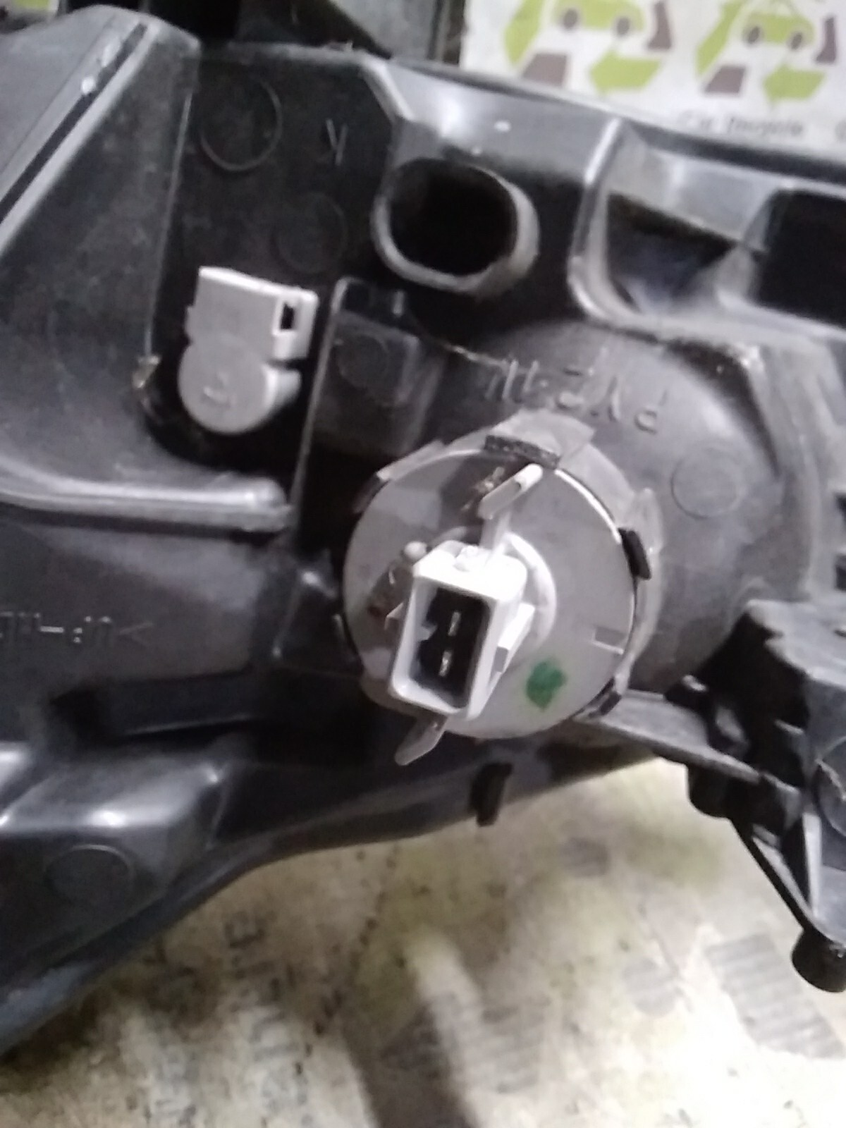 PEUGEOT 107 HEADLIGHT RIGHT DRIVER OSF SIDE 81110 0H040 20072012 ¥/435 eBay