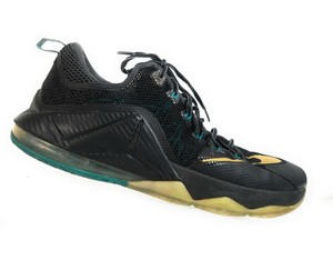 lebron 12 black and gold