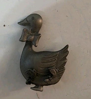Torino Brooch Duck With Pierced Earrings Pewter Silvertone Spring Easter