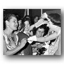 Joan Crawford and Fans Photo 8x10 Candid Portrait Hollywood Star