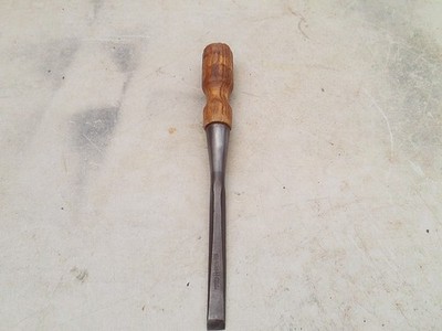Old wood working tools Vintage 1/2'' Drop Forged bevel edge socket chisel