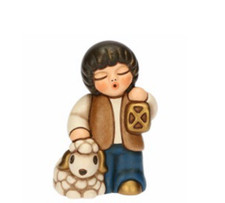Thun - Bimbo con lanterna e pecora blu Presepe | Rohome