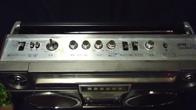 Toshiba RT-8900S Boombox Radio Cassette BOMBEAT FM AM Japan