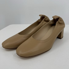 Everlane Italian Leather Day Heel Light Taupe 9.5 Women's Elastic Back Comfort
