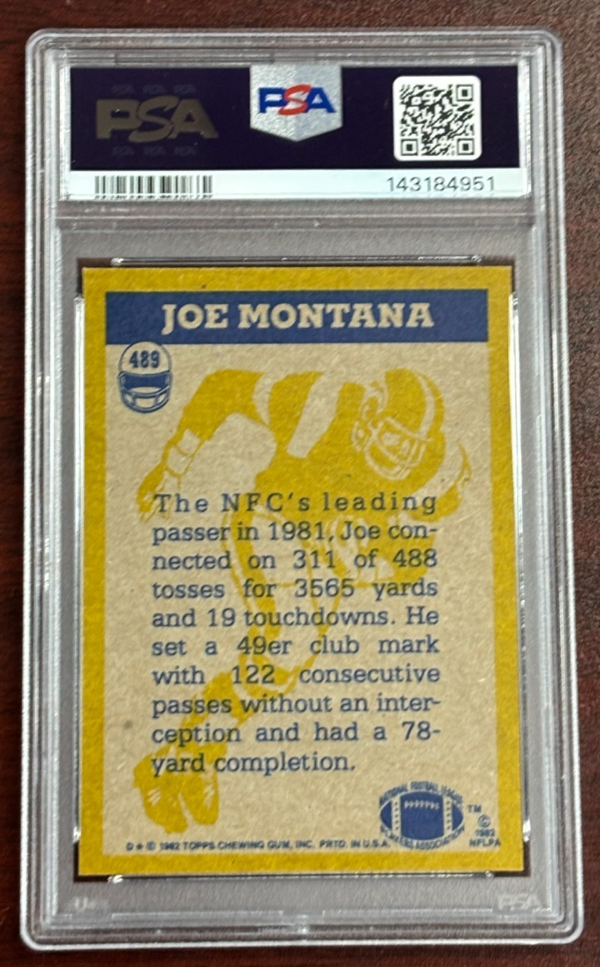 1982 TOPPS Football #489 JOE MONTANA Graded PSA 9 MINT IN ACTION 49ERS HOF view 2