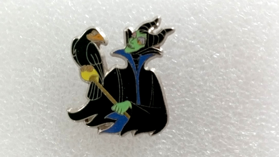 Disney Pin:  2010 Villains and Sidekicks Booster Set - Maleficent & Diablo