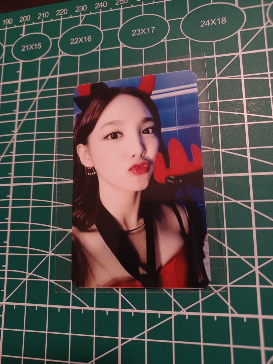 【直筆サイン】 TWICE ナヨン クリアカード キャンディボン NAYEON 直筆サイン】 TWICE ナヨン クリアカード キャンディボン NAYEON 2025