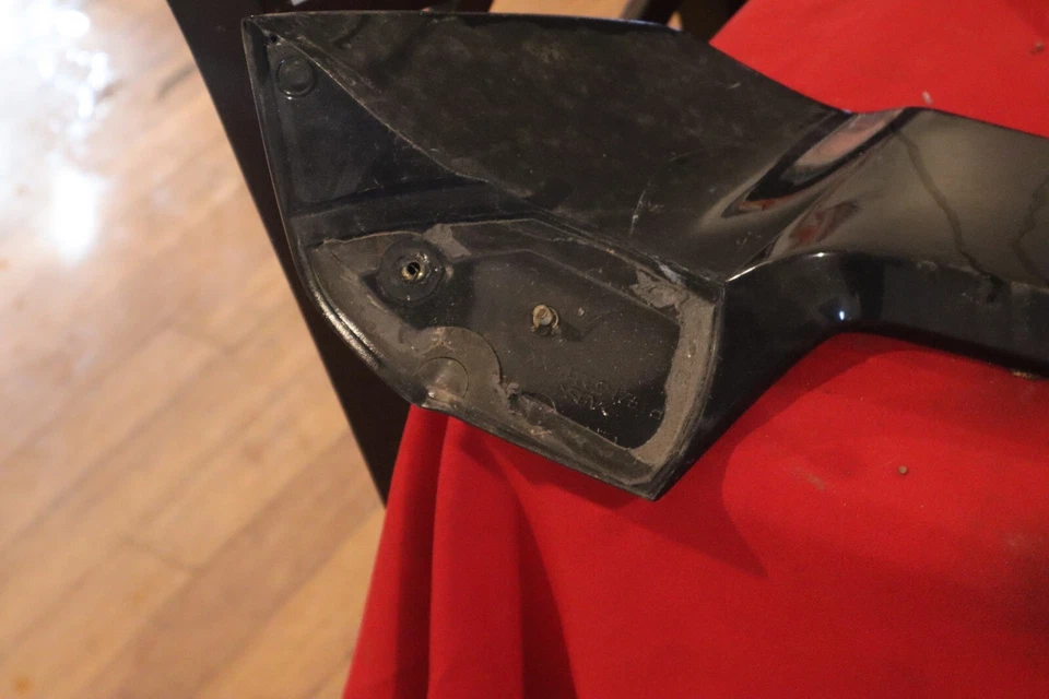 Alerón trasero Scion XB 2008-2015 negro OEM Foto 4 de 4