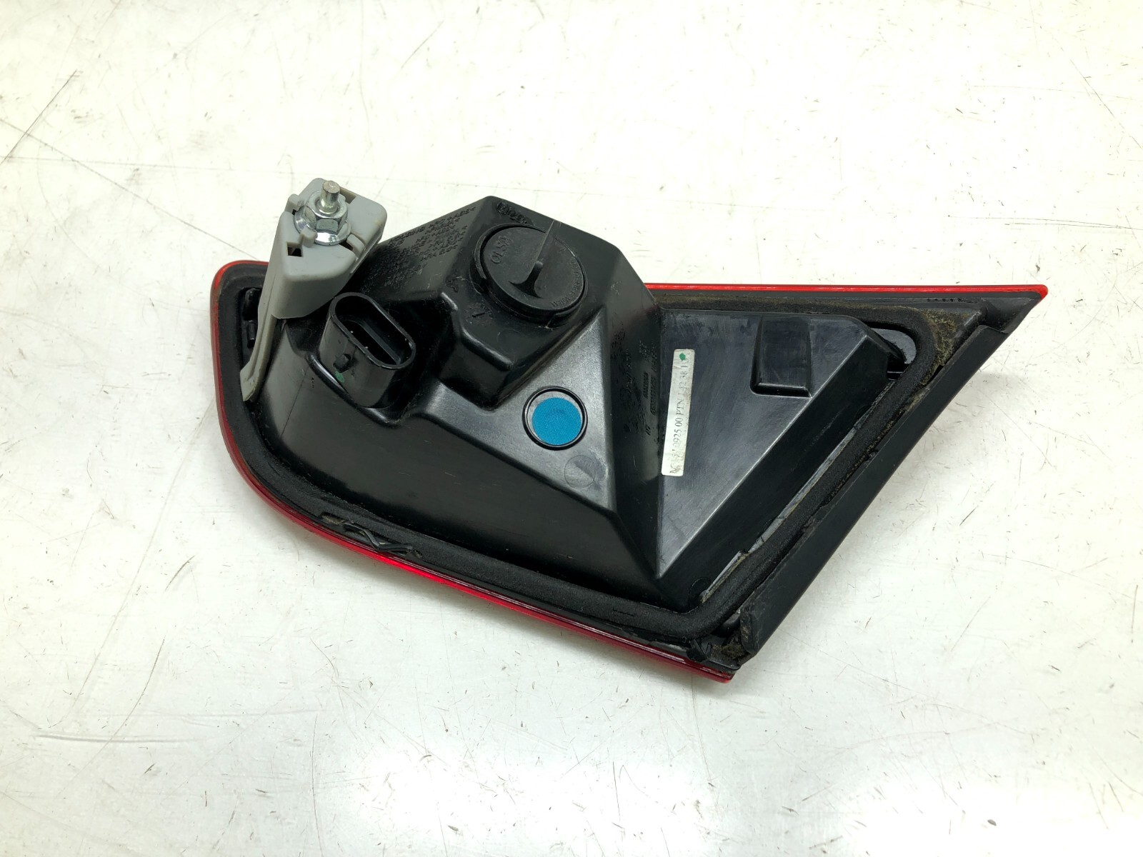 2014-2017 MASERATI GHIBLI S Q4 LEFT DRIVER REAR INNER TAIL LIGHT LAMP LED OEM.