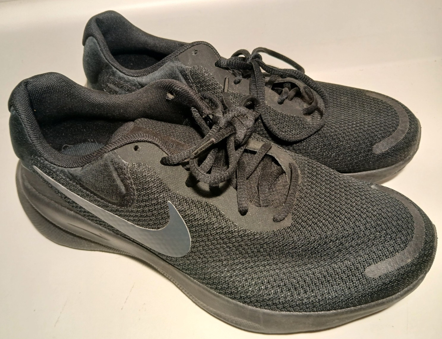 Nike Men's Revolution Running Shoes Black/Black Size 8.5W Athletic thumbnail 4