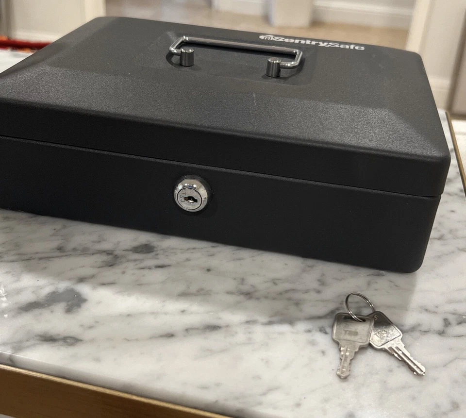 Sentry Cash Box Safe With Keys Cashier Concessions Box Cash Drawer 12x9x4 - Image 2 of 4