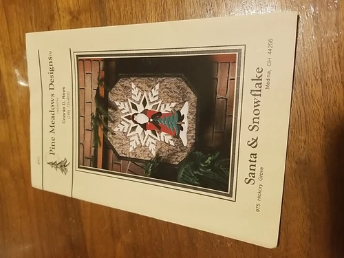 1994 Pine Meadows Designs #9437 Santa & Snowflake Uncut Wall Hanging 27"×23"
