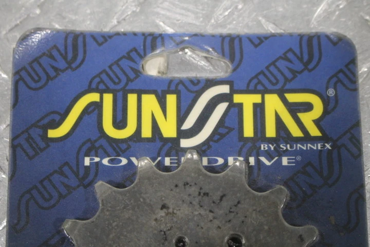 Yamaha YZF600R 2007 piñón delantero Sunstar 530-17T 51117 sin precio base Foto 2 de 4