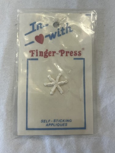 3 Vintage "In Love With" Finger Press Self-Sticking Appliques Snowflake Design - Picture 2 of 4
