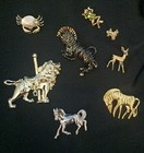 Vintage Brooch Lot of 8 Animal Horses Zebras Lion Deer Frogs & Crab! 