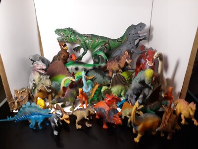 40 Vintage Assorted Dinosaur Toys - T-Rex, Brontosaurus, Raptor