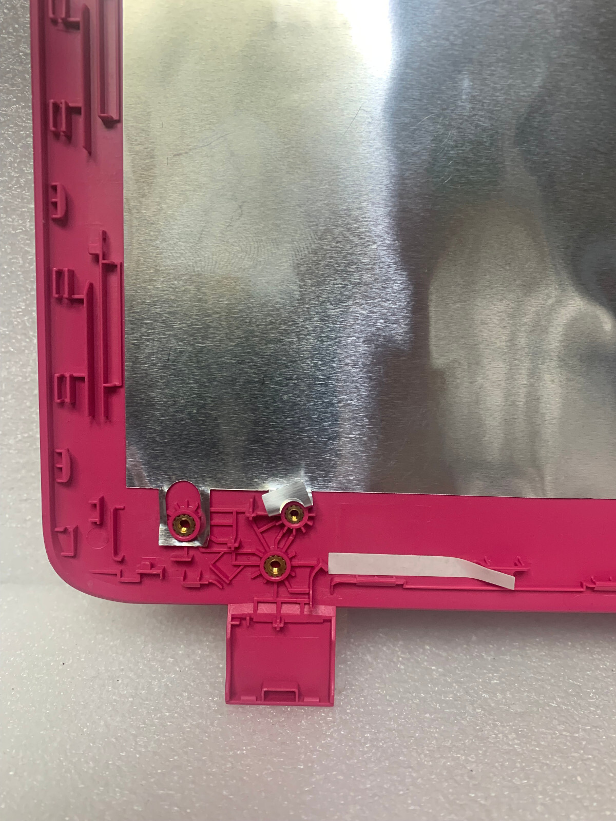 OOS HP PINK PAVILION 15P165sa LAPTOP SCREEN LID TOP PLASTIC REAR COVER