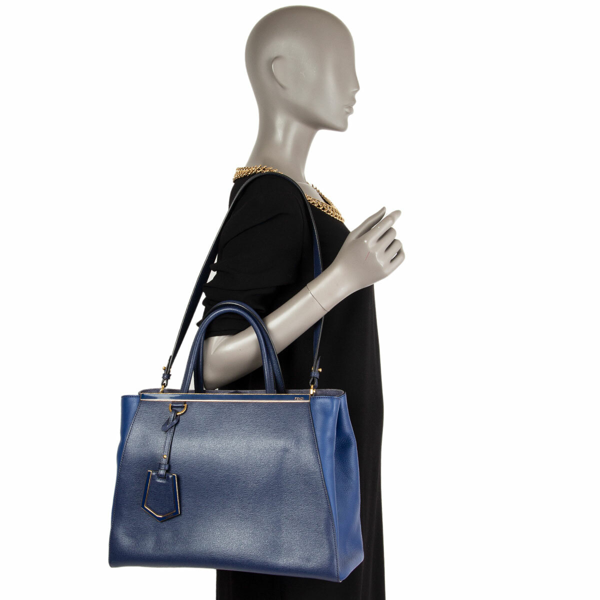 トートバッグ FENDI Woman Tote bags Blue 8BH435 AUT4 F1SXQ 8BH435AUT4F1SXQ_06?wid=2000&