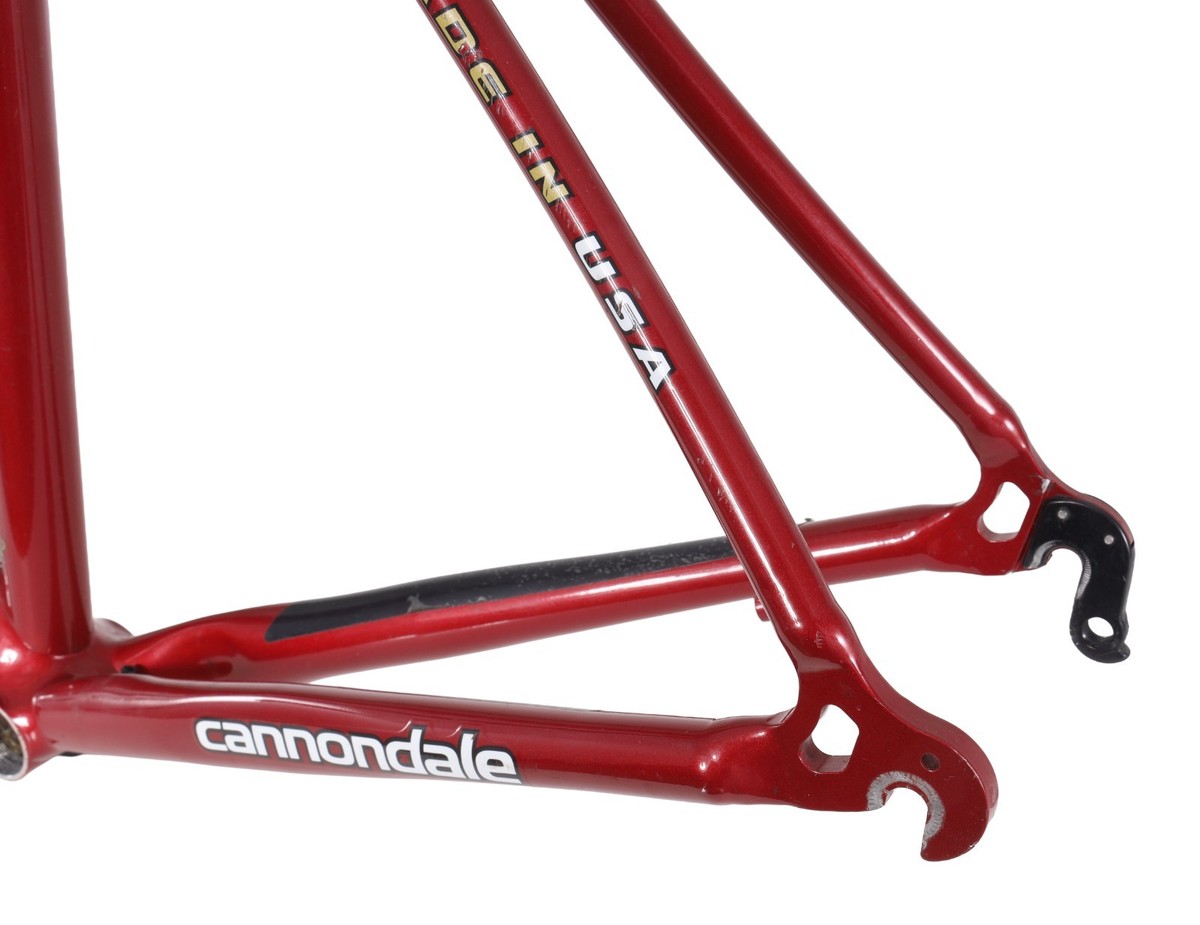 Cannondale CAAD7 R2000 Optimo Alloy Road Bike Frameset 52cm RED Cannondale CAAD7 R2000 Optimo Alloy Road Bike Frameset 52cm RED