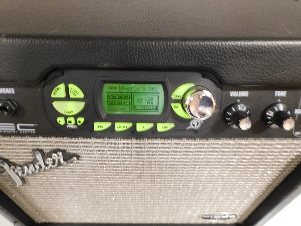Amplificador de modelado de guitarra Fender G-DEC PR 520 PROBADO y FUNCIONANDO Foto 3 de 4