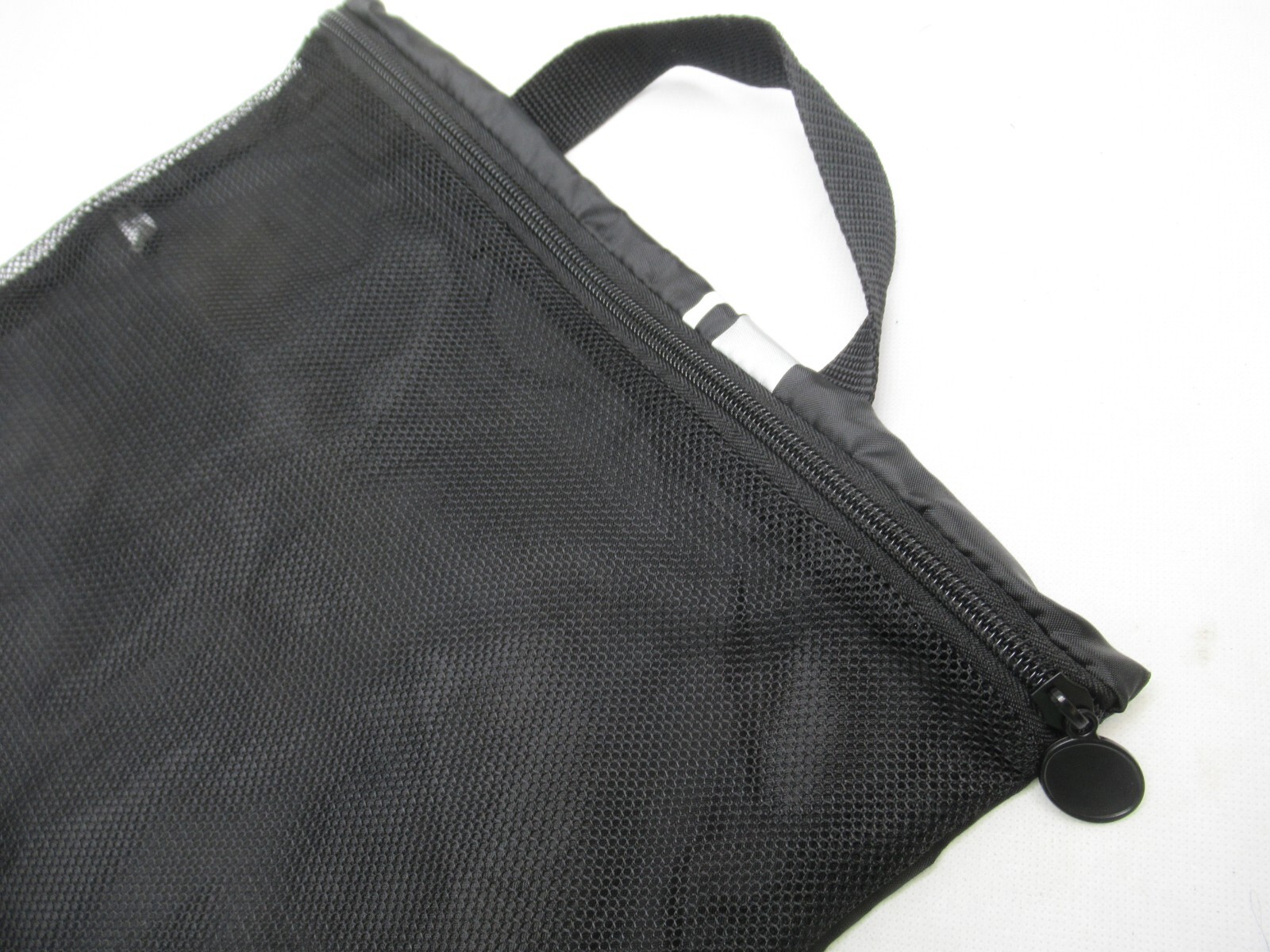 **NEW** PRO KENNEX SINGLE ZIPPERED TENNIS RACQUET BAG / COVER. BLACK