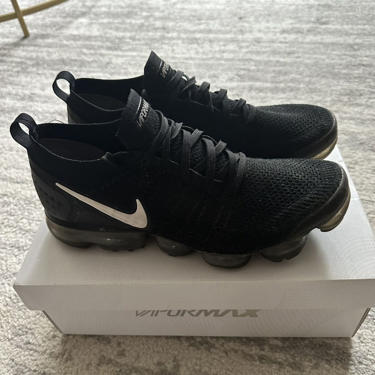 Size 11.5 - Nike Air VaporMax Flyknit 2 Black 2018 - 942842 Size 11.5 - Nike Air VaporMax Flyknit 2 Black 2018 - 942842