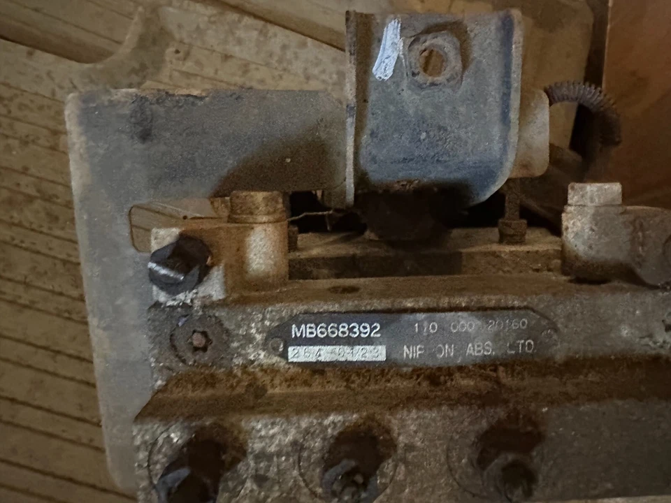 91-96 MITSUBISHI 3000GT DODGE STEALTH OEM AWD ABS PUMP - ANTILOCK BRAKE VR-4 - Image 3 of 3