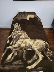 2 Acrylux Horses Reversible Blankets Made in Belgium Acrylic 60" x 80" Excellent