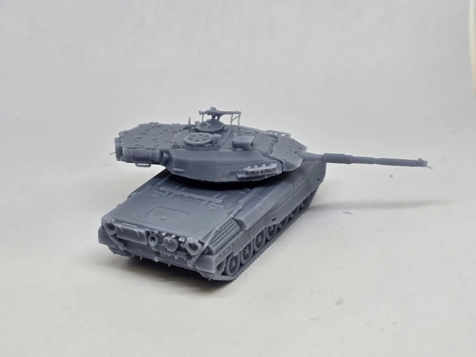 Leopard 1 C2 Mexas Spur H0 1:87 - Bild 3 von 3