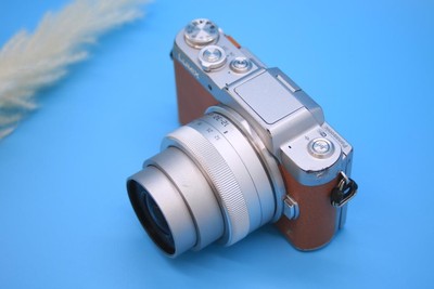 【Panasonic】DMC-GF7 + 12-32mm + 35-100mm panasonic-lumix-gf7-ovr-43-mfr